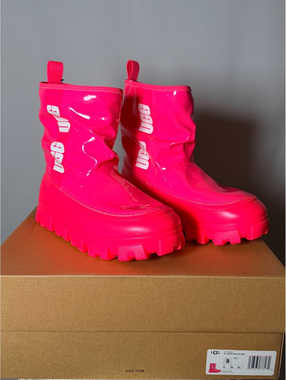 UGG W Classic Brellah Mini Women's Combat Boots Size 8
